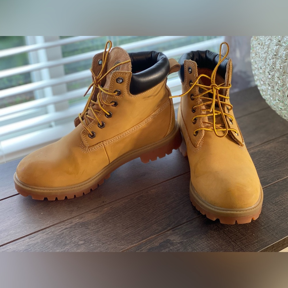 G H Bass & Co. Waterproof Leather Killington Boots - Picture 3 of 15